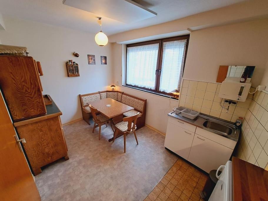 Haus Moselwald - 3 Bedrooms Enkirch Bagian luar foto