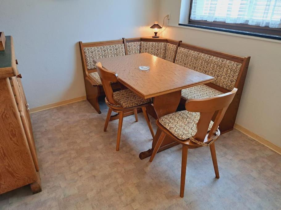 Haus Moselwald - 3 Bedrooms Enkirch Bagian luar foto