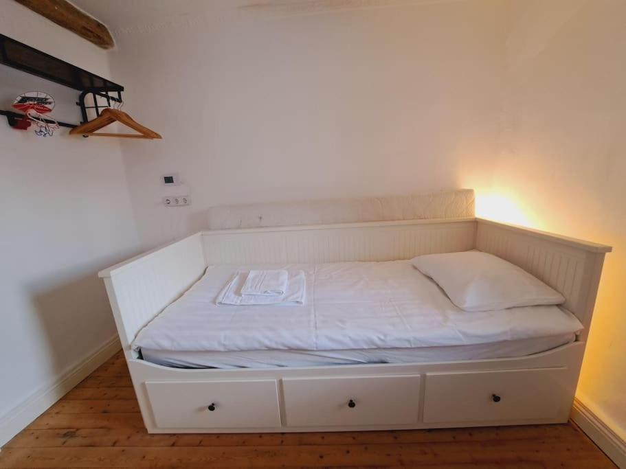 Haus Moselwald - 3 Bedrooms Enkirch Bagian luar foto